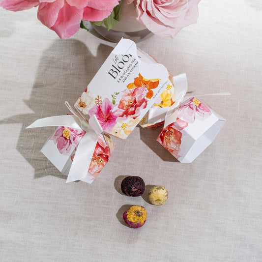 Tea Leaf Gift Cracker - Forgetmenot